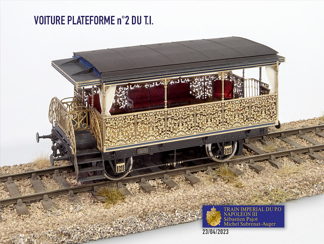 La voiture ”Plateforme” n°2 est sur les rails, prête pour aller au MFR …