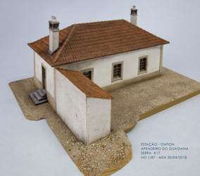 Station Est / Estação Este Ponte Serpa #17