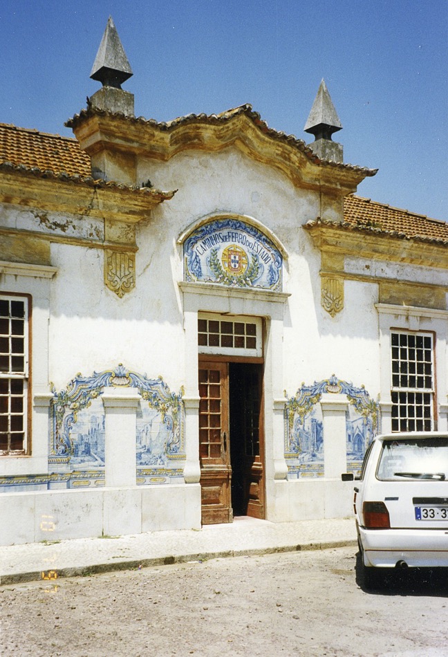 L'entrée de la gare