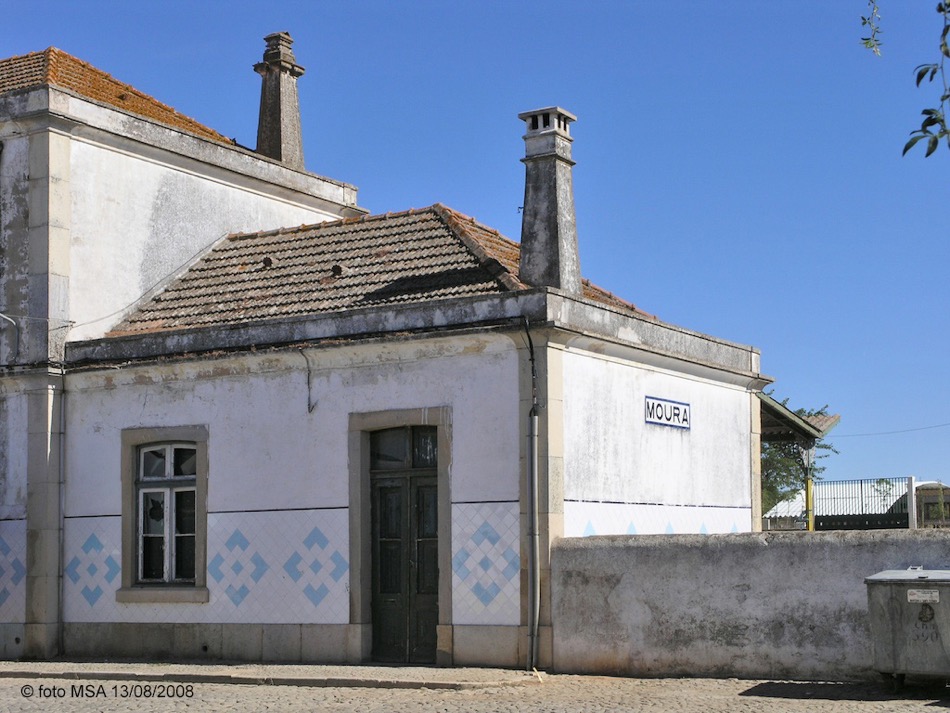 L'aile droite de la gare  (msa 2008)